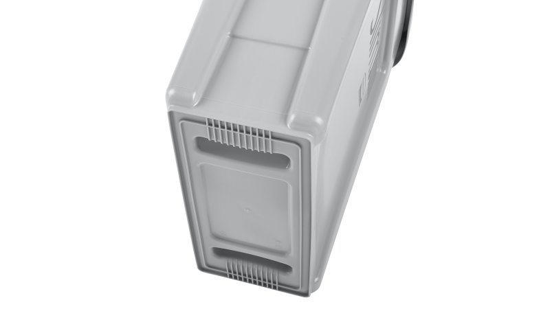 Rubbermaid 1883557 Slim Jim Resin White Front Step-On Rectangular Trash Can  - 52 Qt. / 13 Gallon