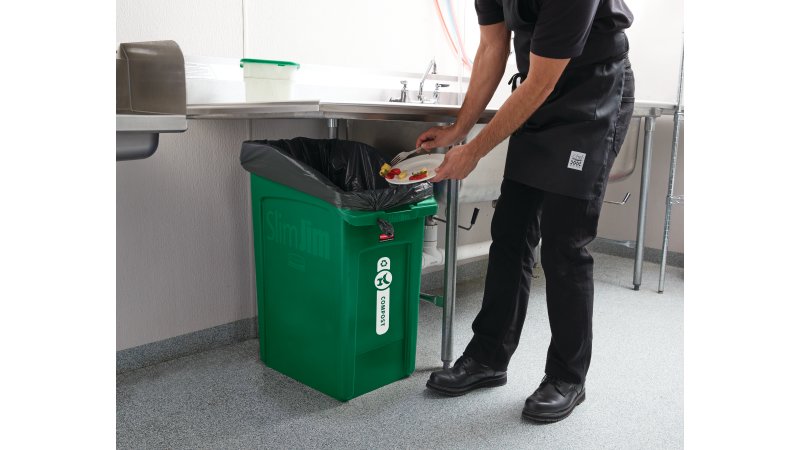 https://www.rubbermaidcommercialproducts.com/wp-images/product/detail/2026726InUse.jpg