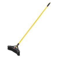 2018727 MAXIMIZER™ 18" MEDIUM PUSH TO CENTER PUSH BROOM, POLYPROPYLENE FILL, BLACK